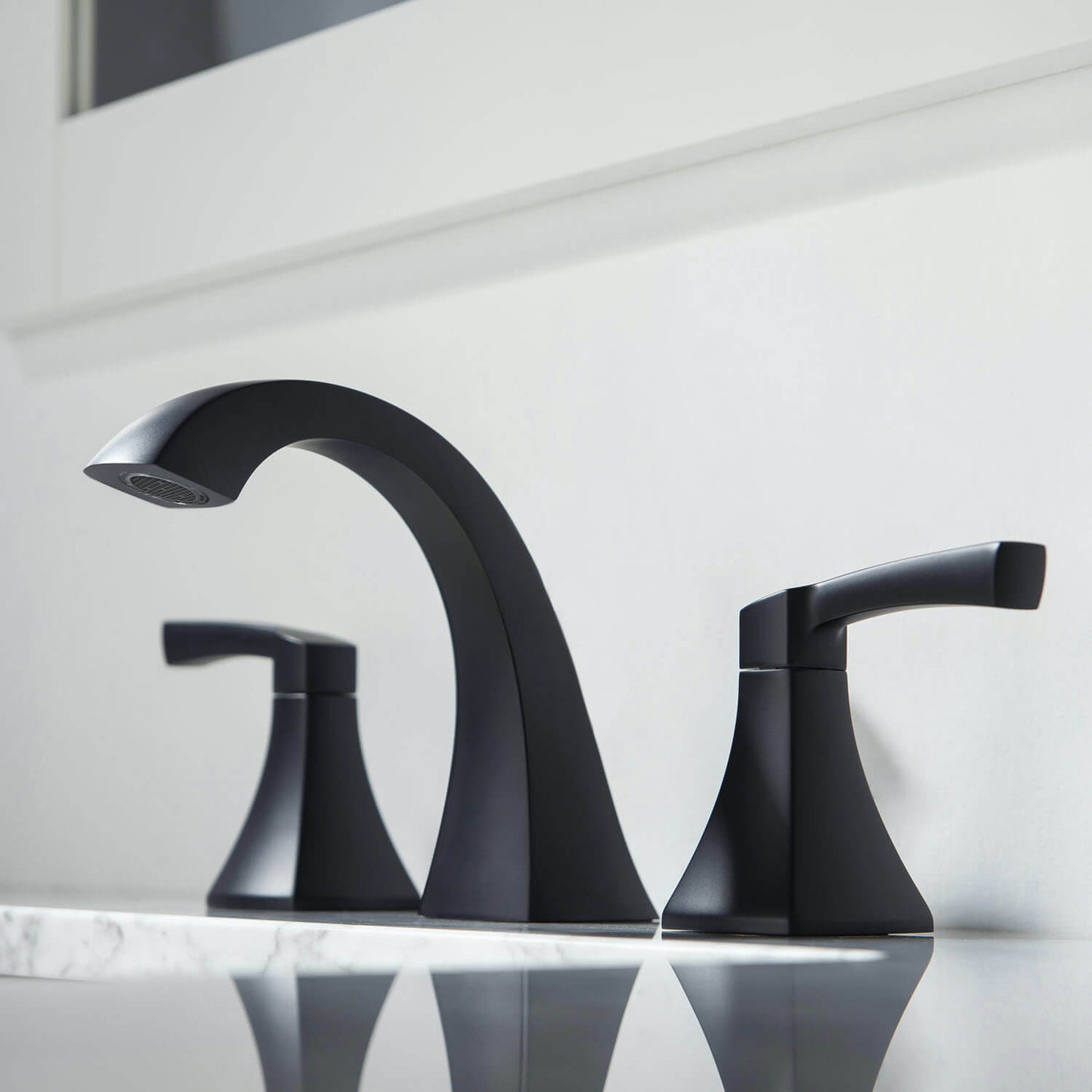 Aquavit Premium Three-Hole Basin Mixer Faucet in Solid Brass AT460014