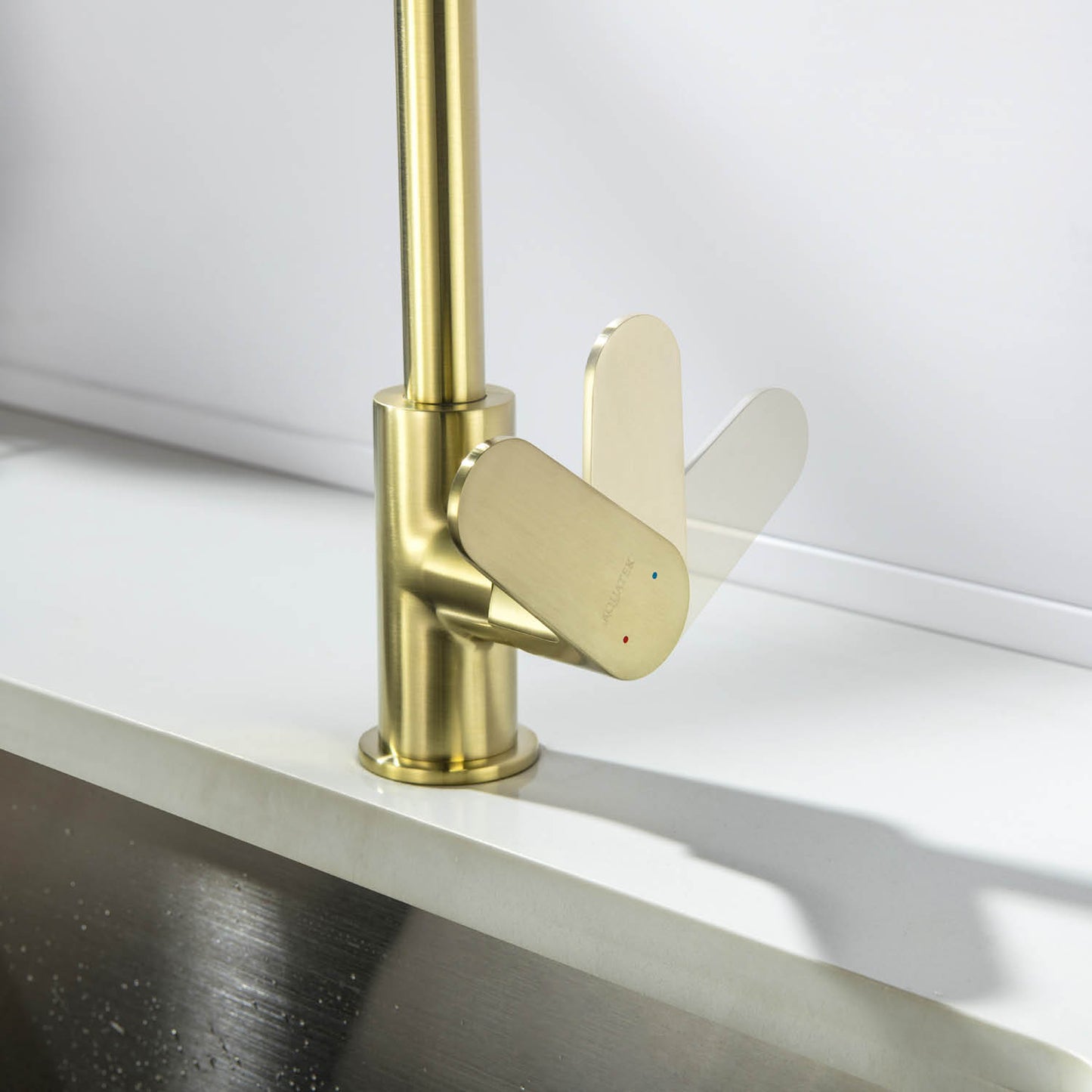 Tender Single handle kitchen faucet KF04001