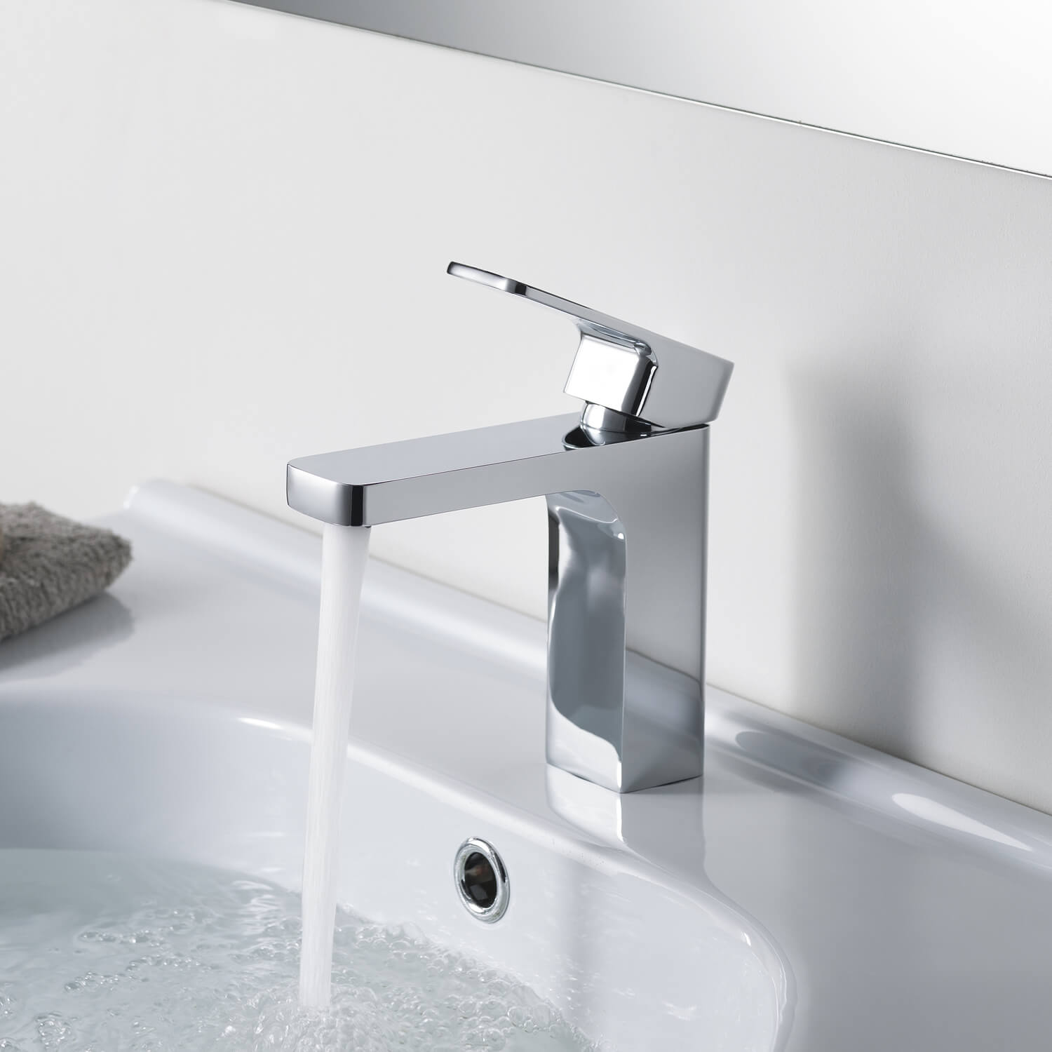 Faucet vs Tap: Key Differences Explained – aquavitbath