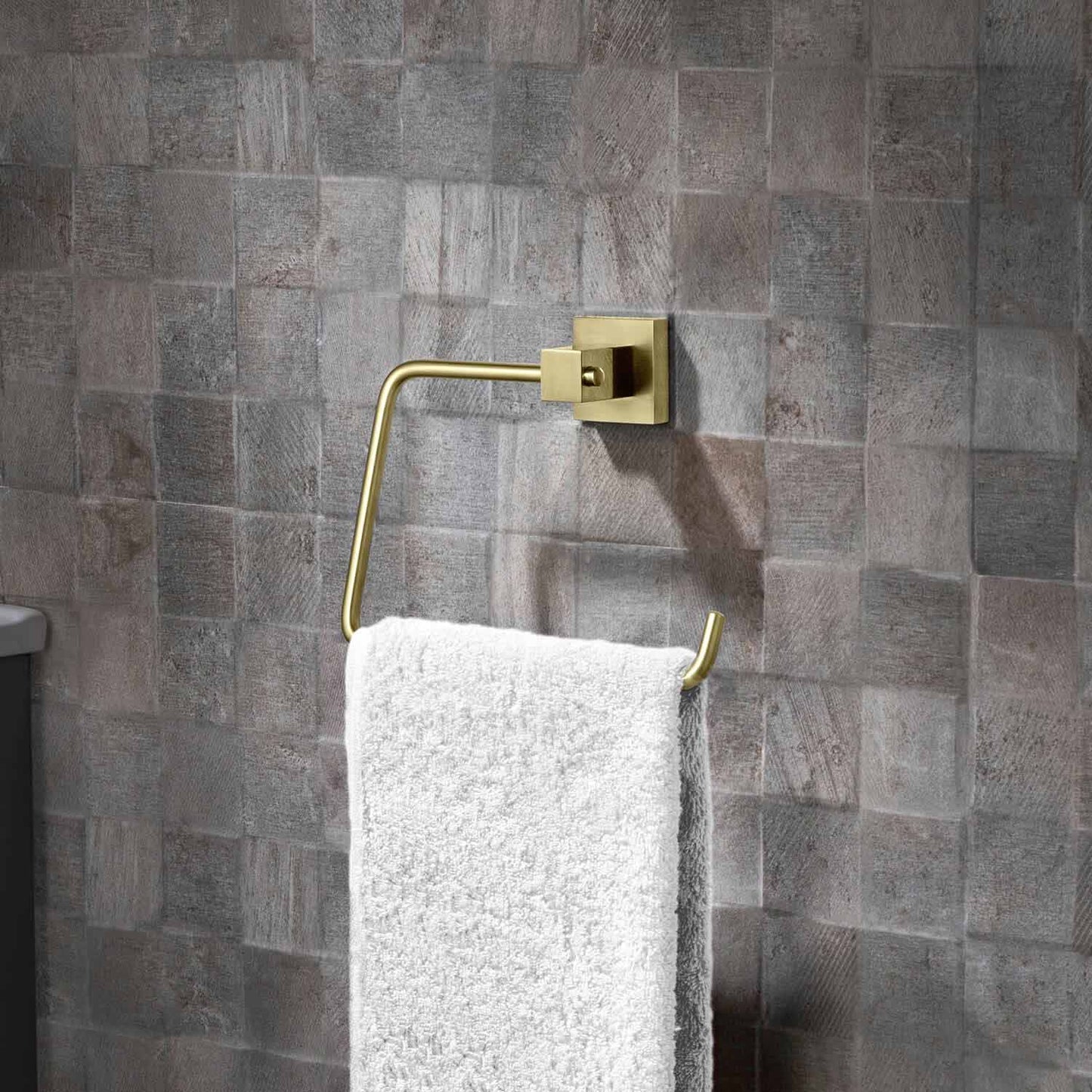 Elegant Heavy-Duty Brass Towel Ring AA010250