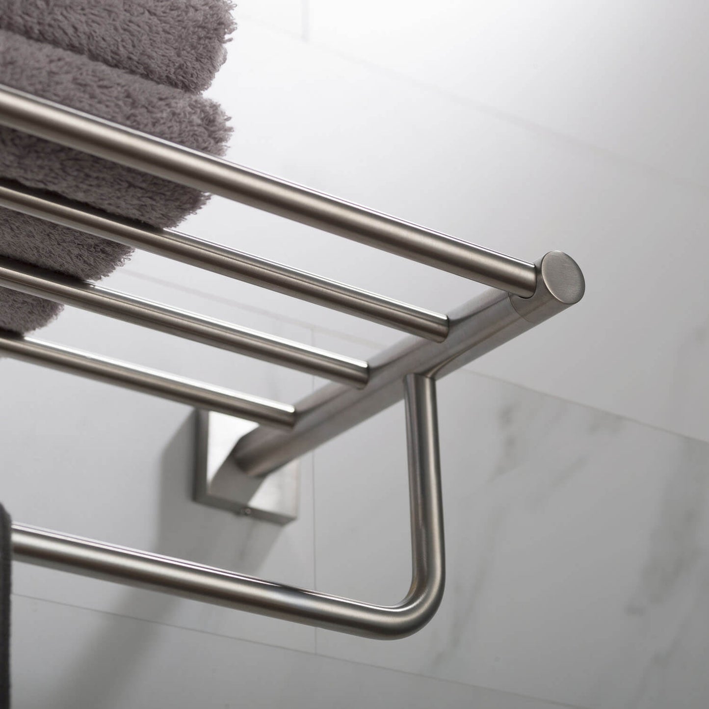 Brass Wall-Mounted Towel Rack with square flange AA020058