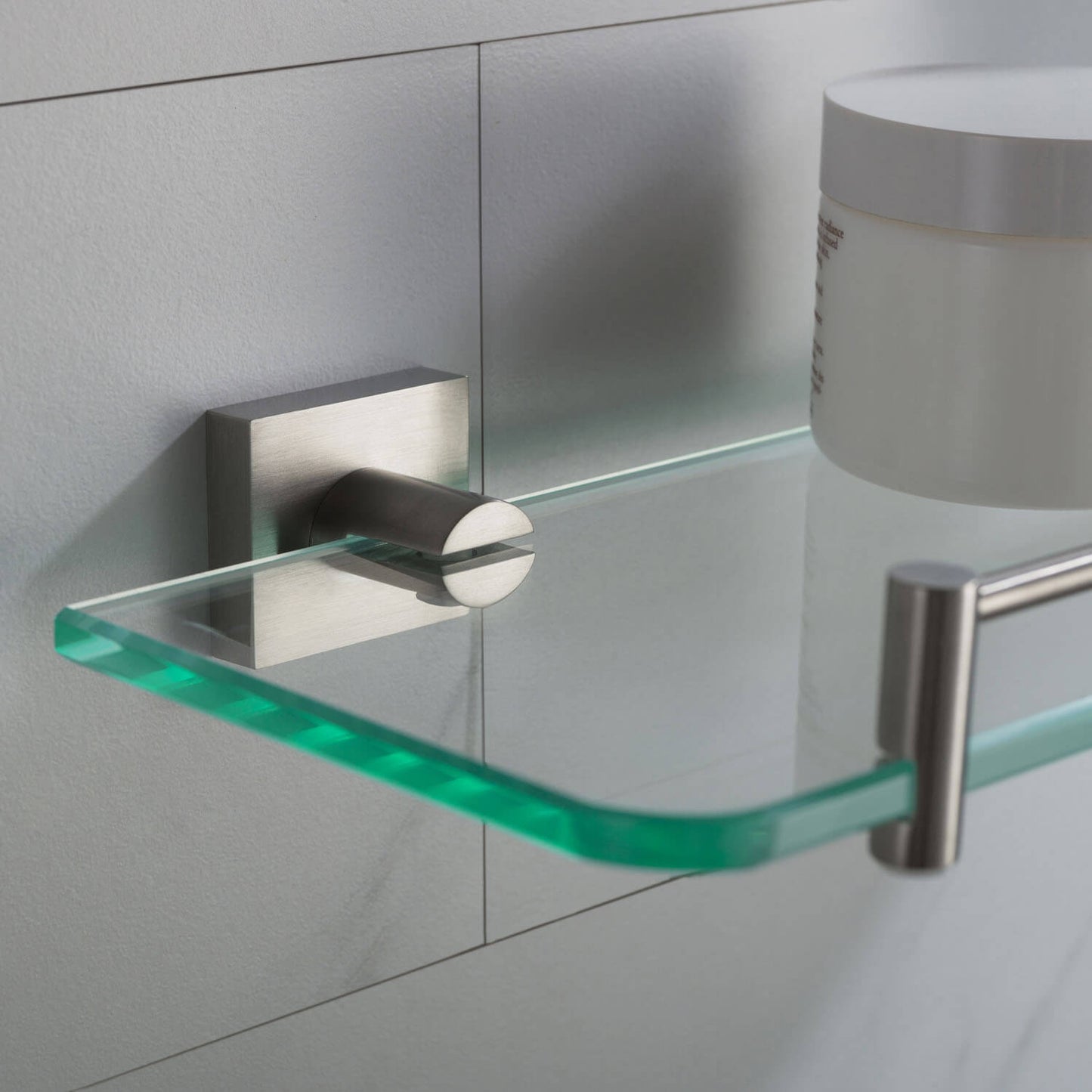 Tempered Glass Bathroom Shelf – Sleek & Space-Saving AA020072