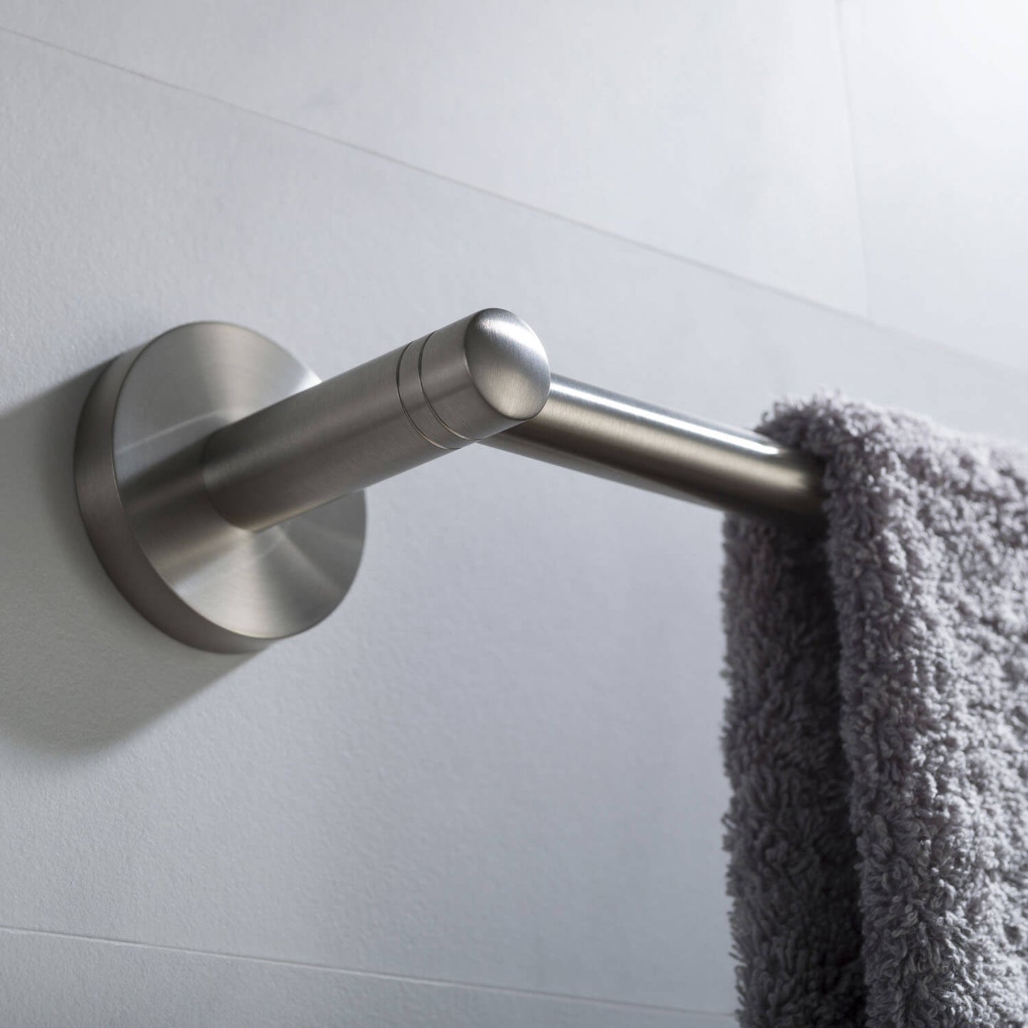Solid Brass Single Towel Bar AA030052