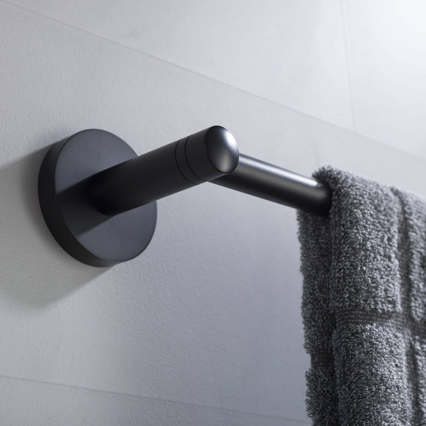 Solid Brass Single Towel Bar AA030052