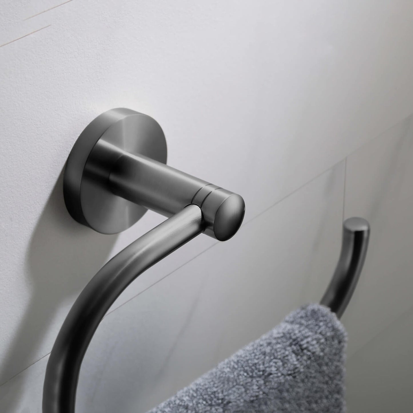 Aquavit Solid Brass Durable Towel Ring AA030057