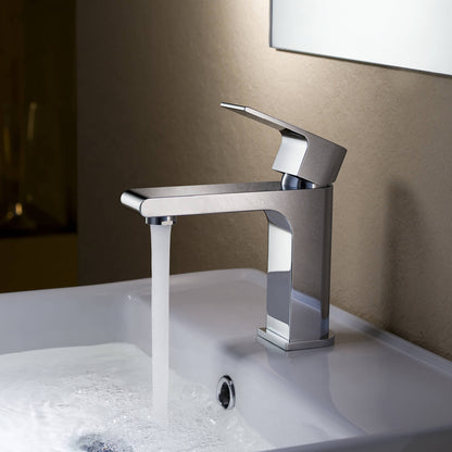 Blaze Single hole basin faucet AT010011