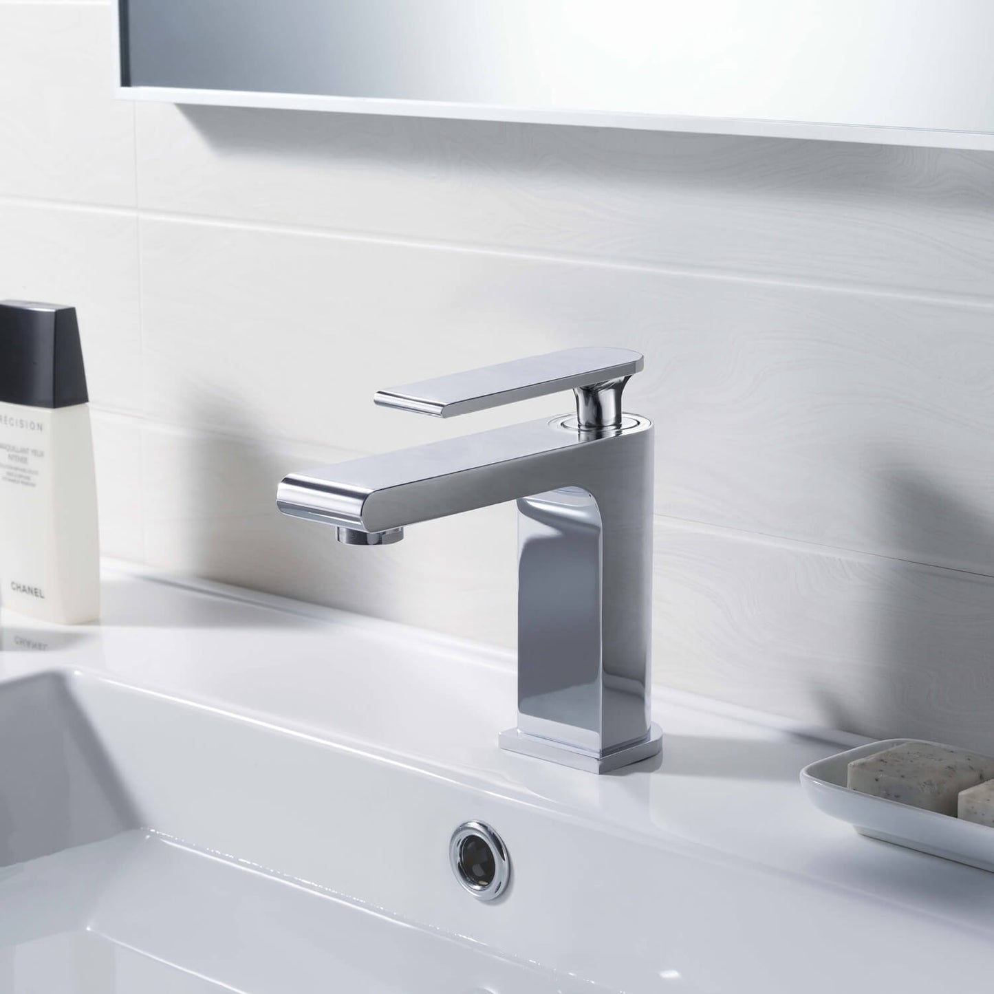 Elate Single handle basin mixer AT020011
