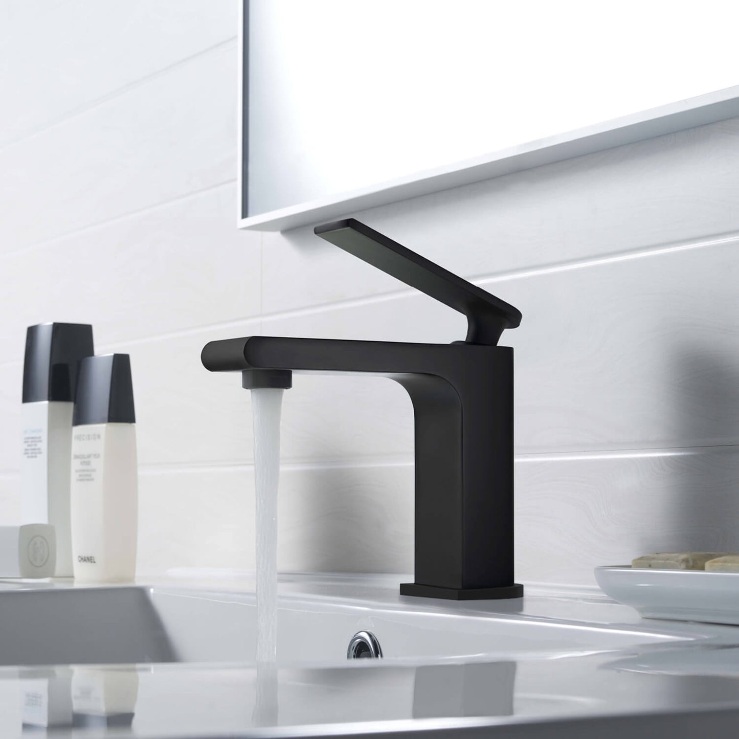 Elate Single handle basin mixer AT020011