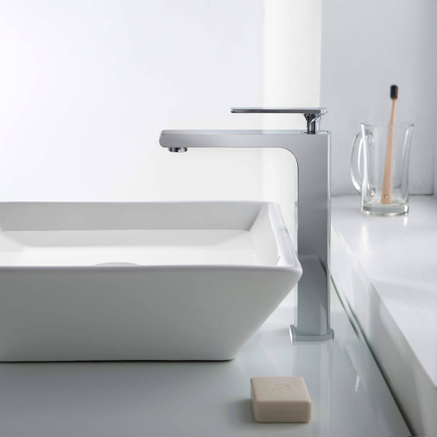Elate Vessel sink faucet AT020012