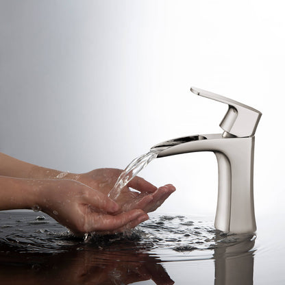 Cascade Single hole basin faucet AT030011