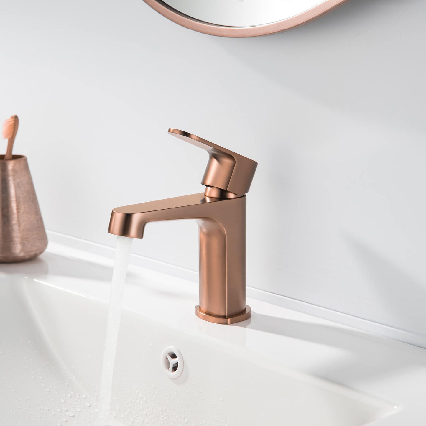 Tender Single hole basin faucet AT040011