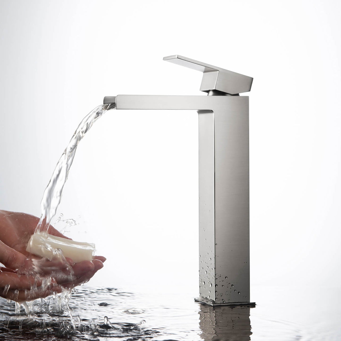 Waterfall Single hole vessel faucet AT070012