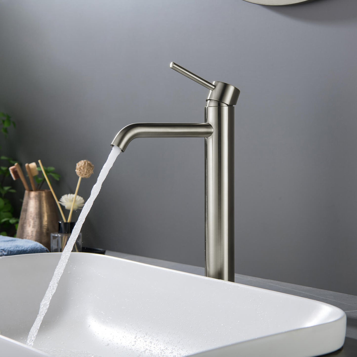 Circular Single hole vessel basin faucet AT090012