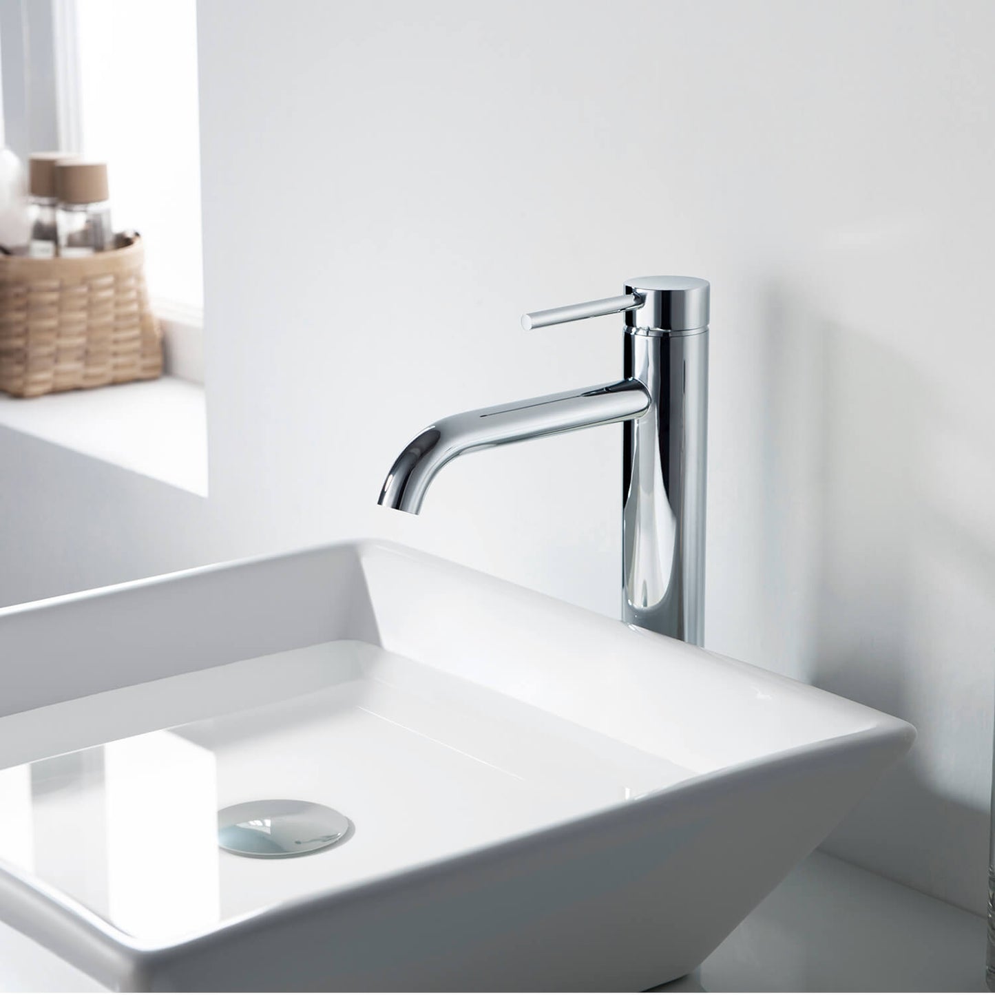 Circular Single hole vessel basin faucet AT090112