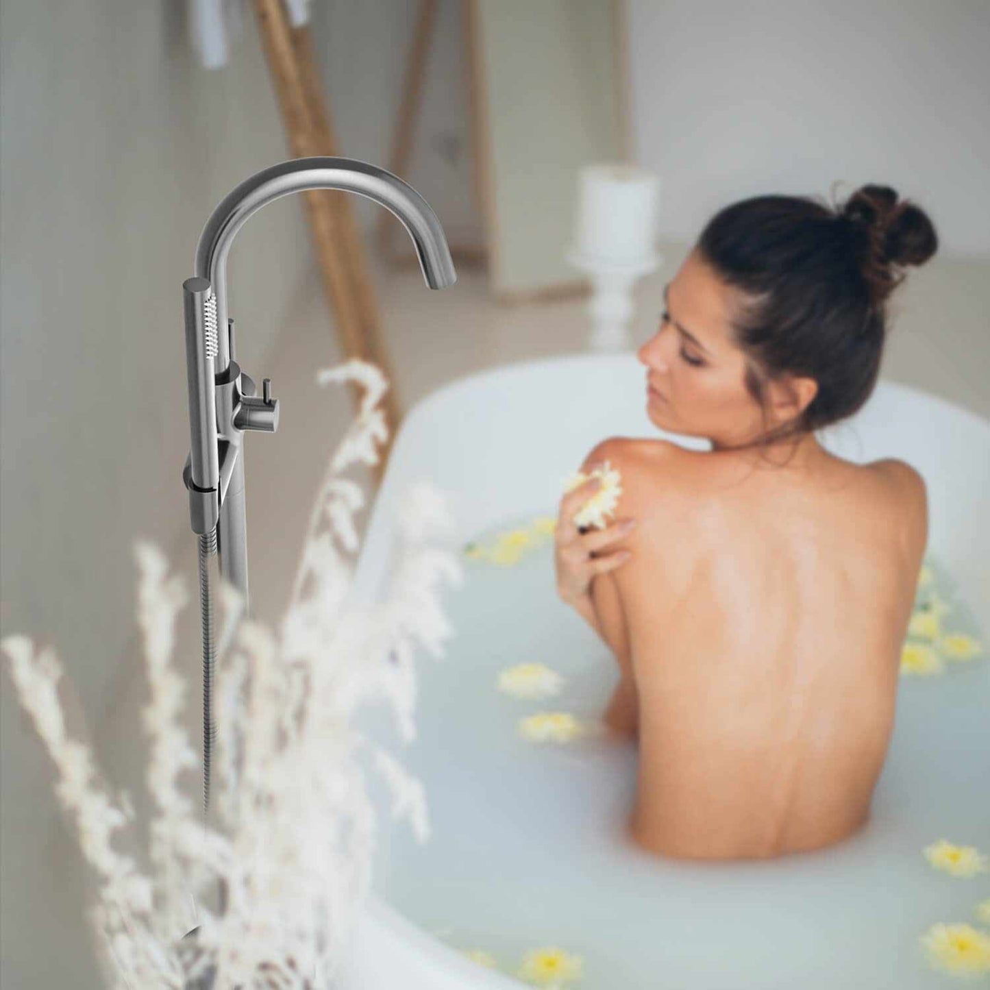 Aquavit Circular Freestanding Tub Faucet with high arc spout TF0903011