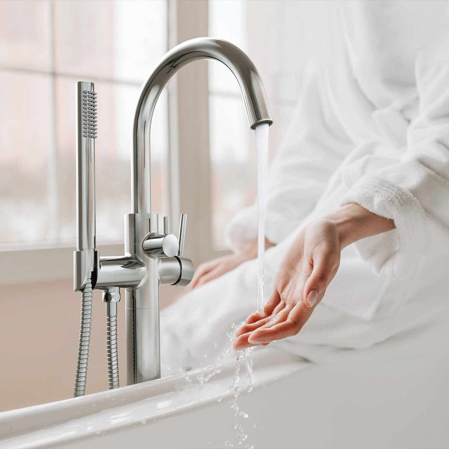 Aquavit Circular Freestanding Tub Faucet with high arc spout TF0903011