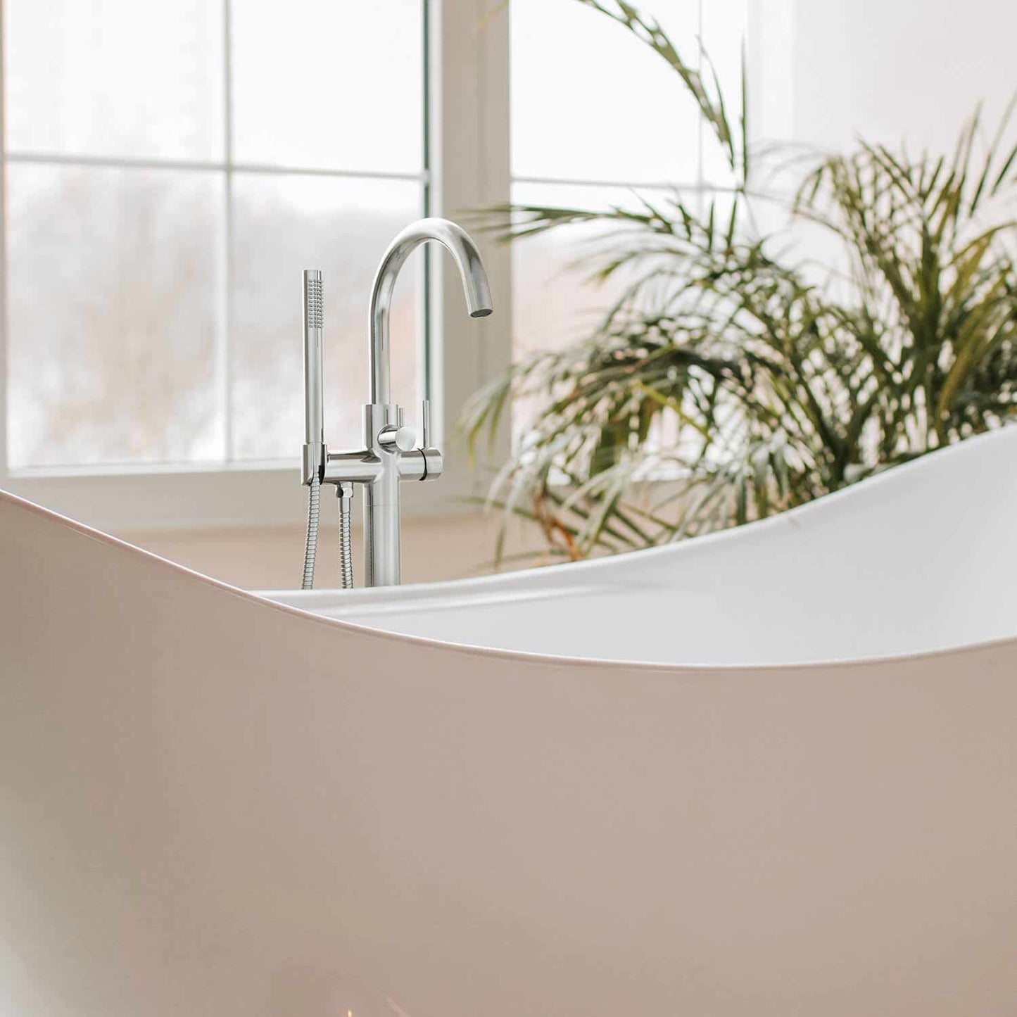 Aquavit Circular Freestanding Tub Faucet with high arc spout TF0903011