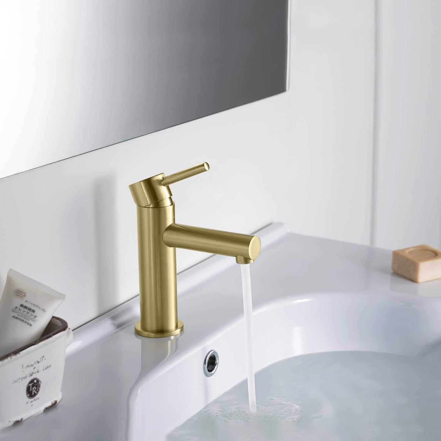 Circular Single hole basin faucet AT090211