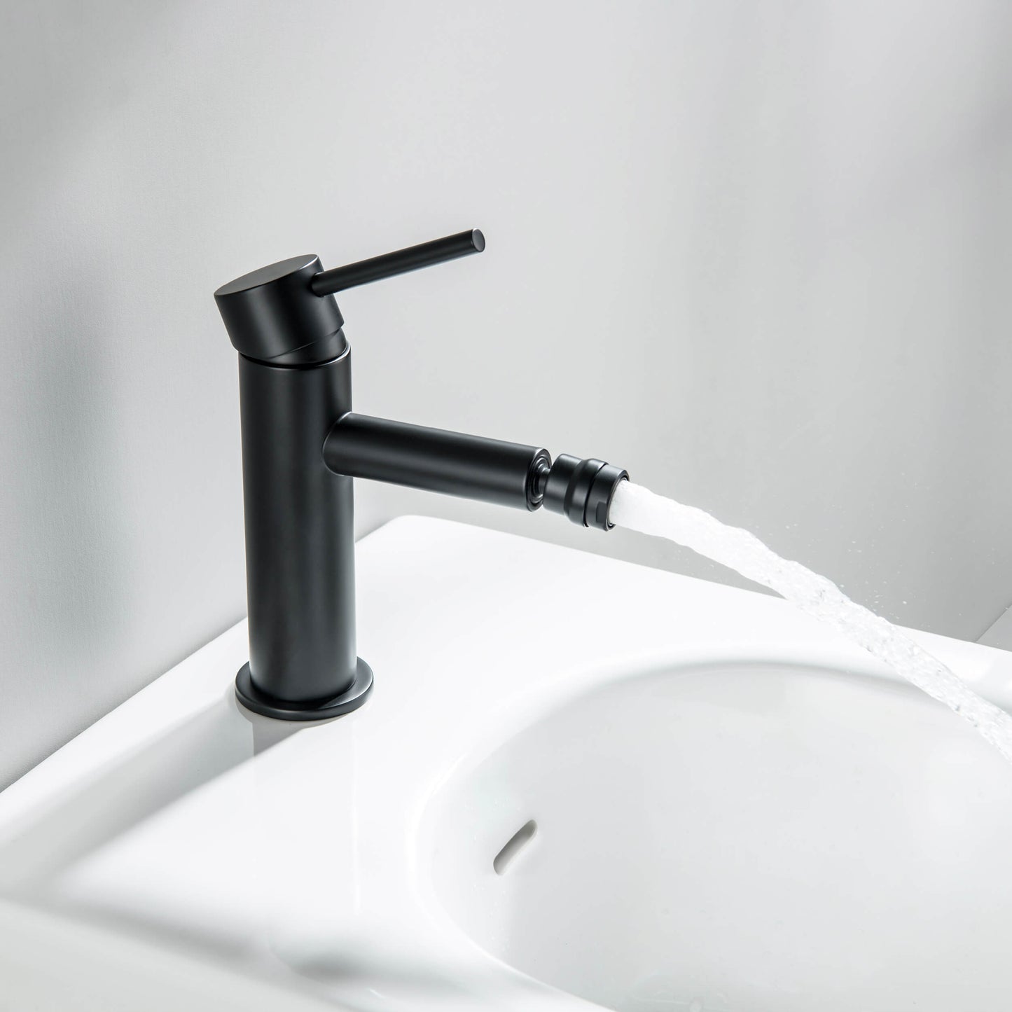 Circular Single Hole Bidet faucet AT090231