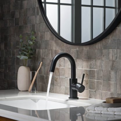 Circular Single hole basin faucet AT090311