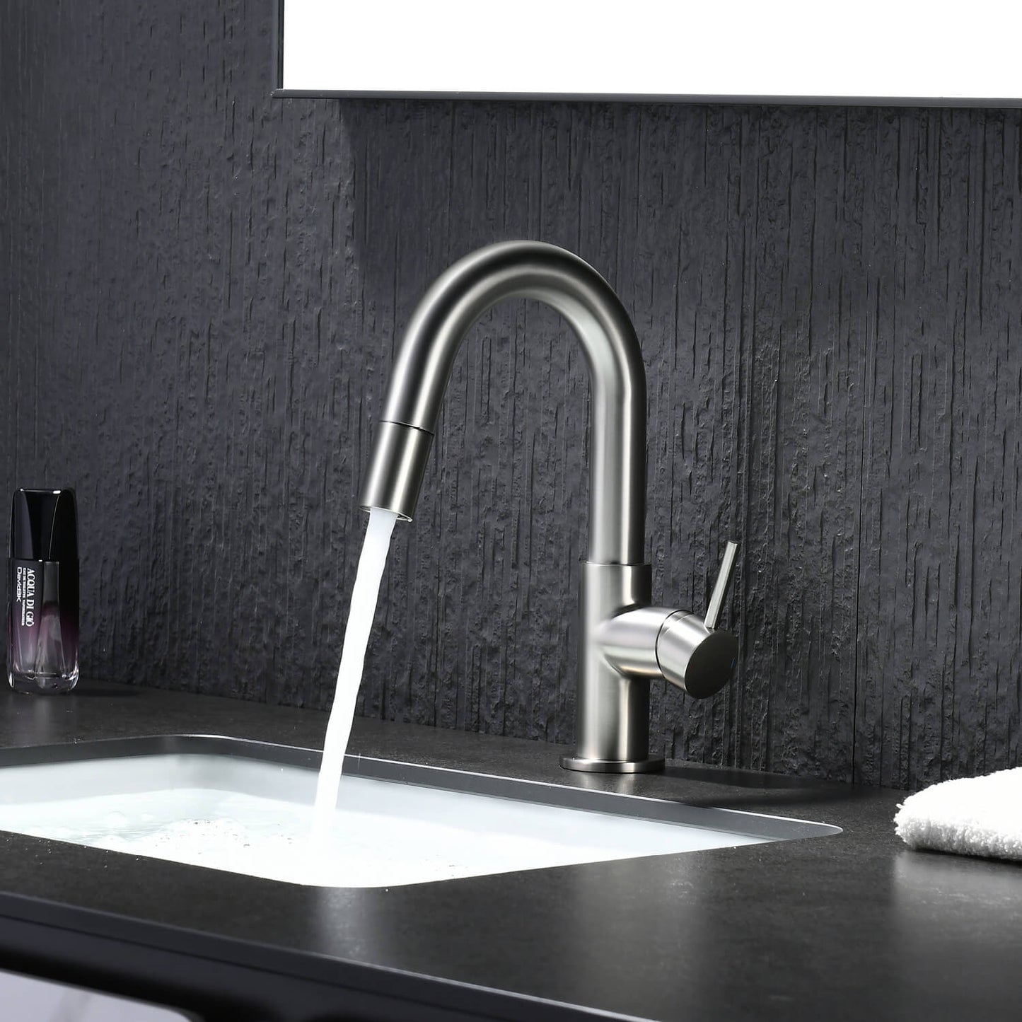 Aquavit Circular Series Pull Out Bathroom Faucet Magnetic Docking Lead Free Brass AT090811