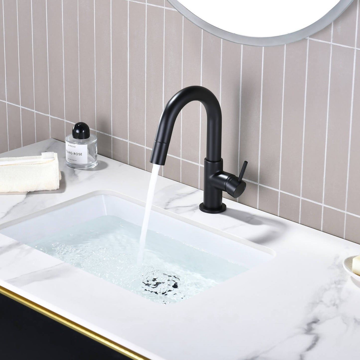 Aquavit Circular Series Pull Out Bathroom Faucet Magnetic Docking Lead Free Brass AT090811