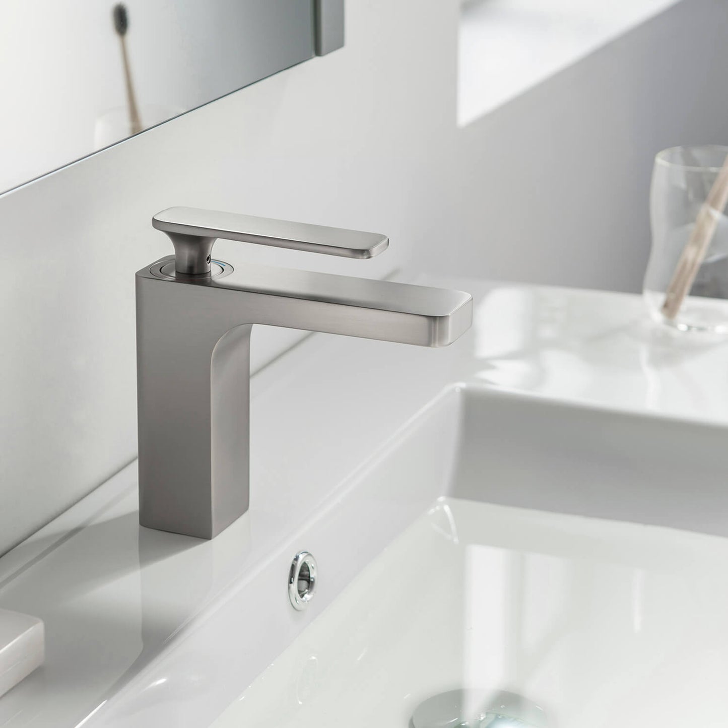 Apple single handle basin faucet c