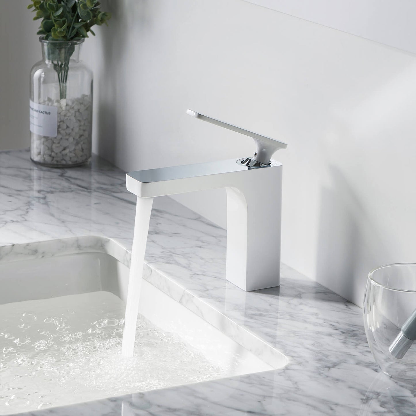 Apple single handle basin faucet c