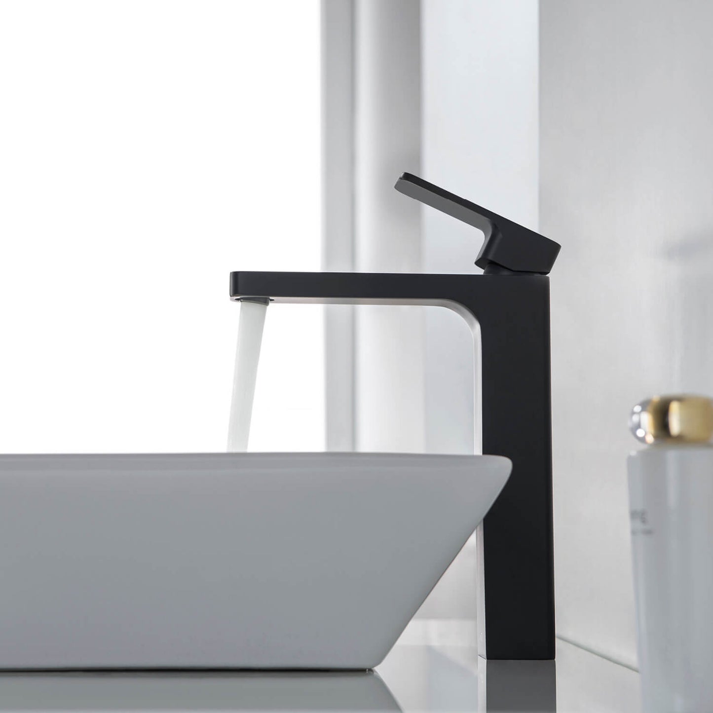 Infinity Single hole vessel basin faucet AT240012