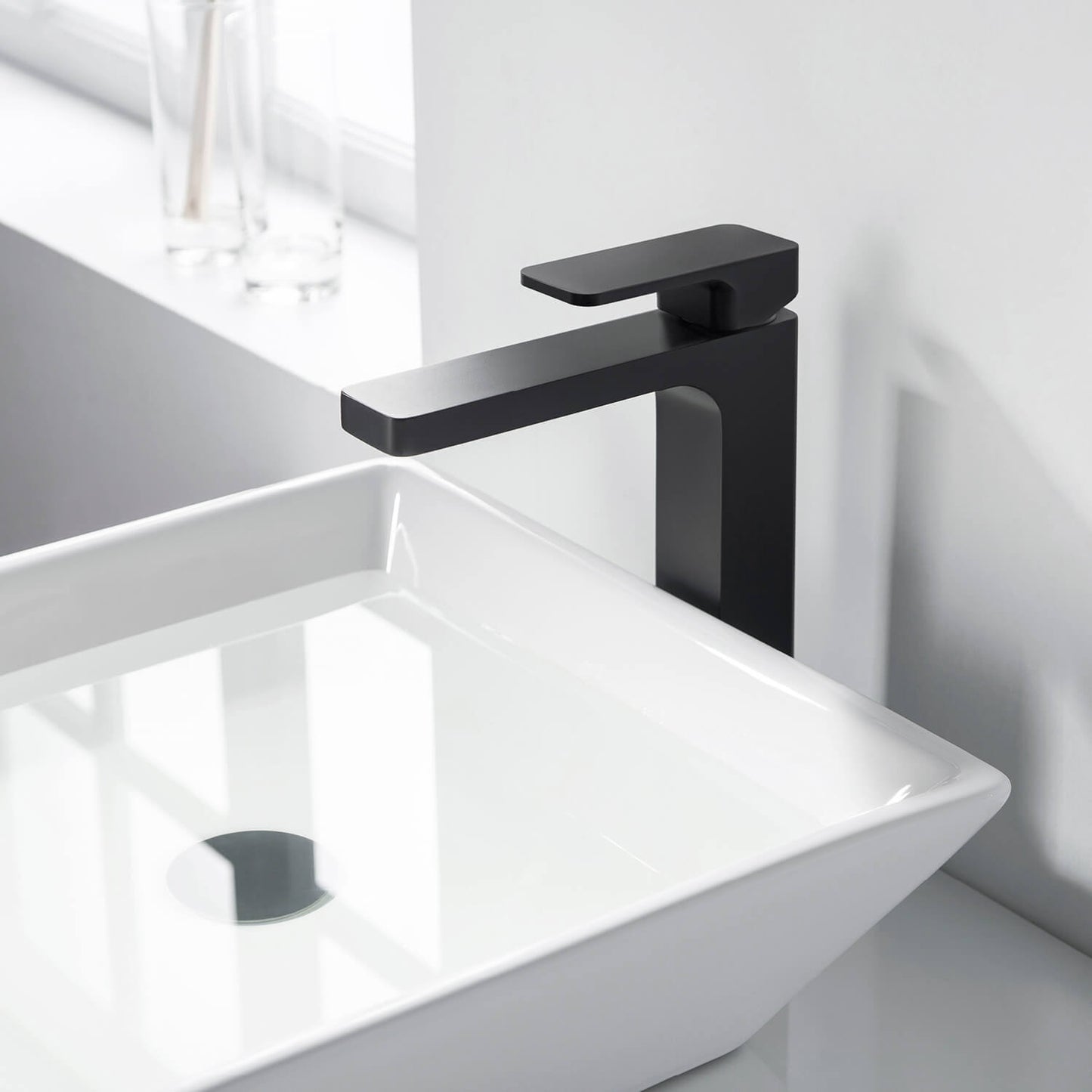 Infinity Single hole vessel basin faucet AT240012
