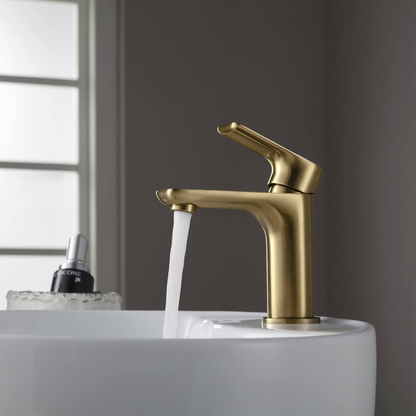 Vision single handle basin faucet AT250011