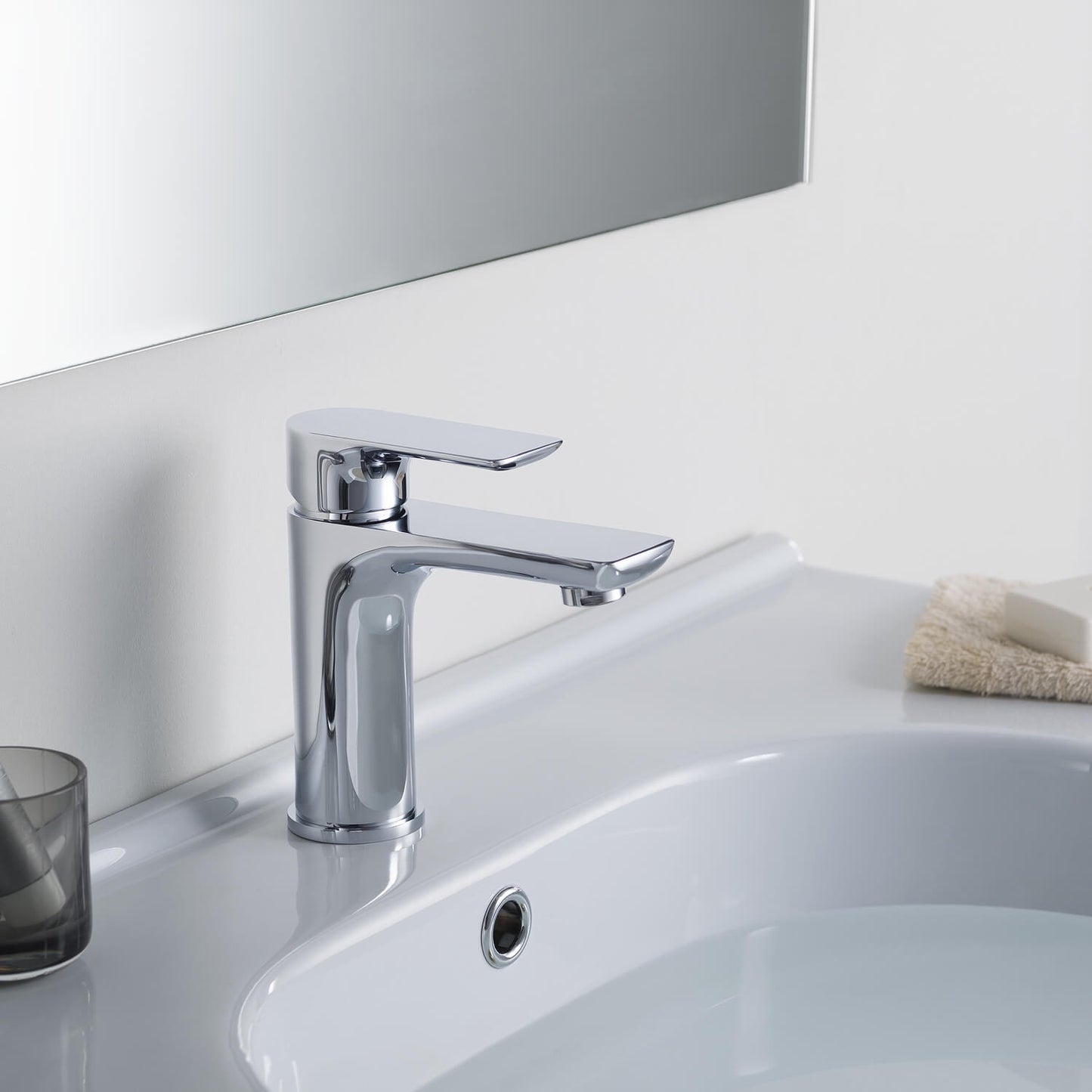 Vision single handle basin faucet AT250011