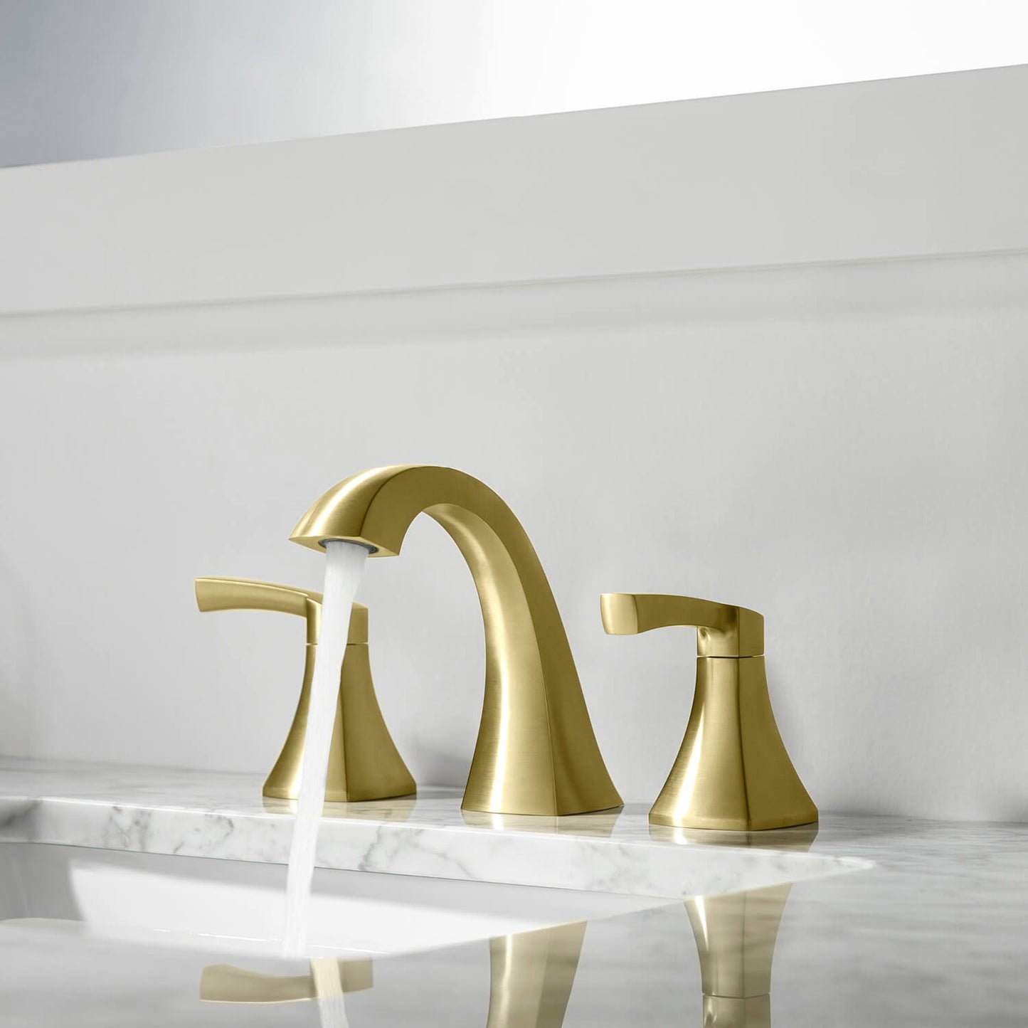Aquavit Premium Three-Hole Basin Mixer Faucet in Solid Brass AT460014