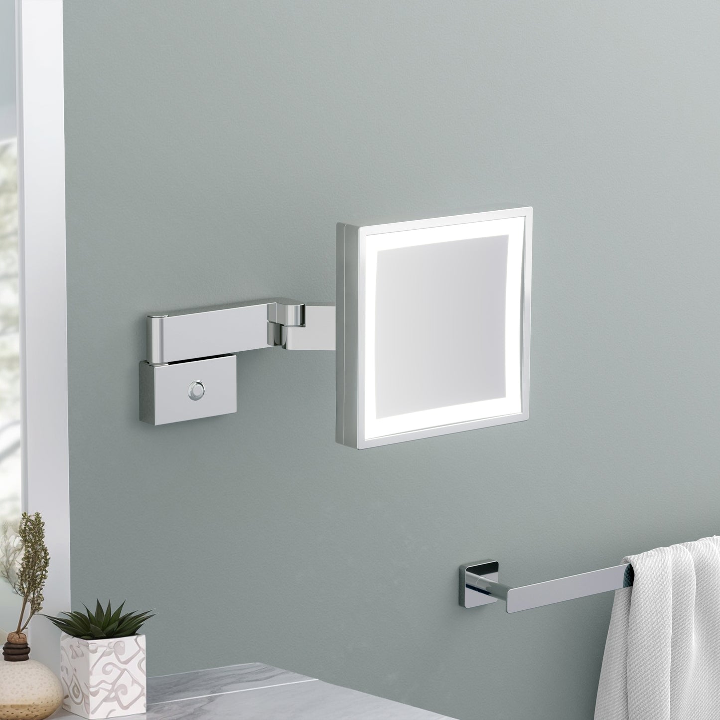 Aquavit 5X Magnifying LED Mirror CM09