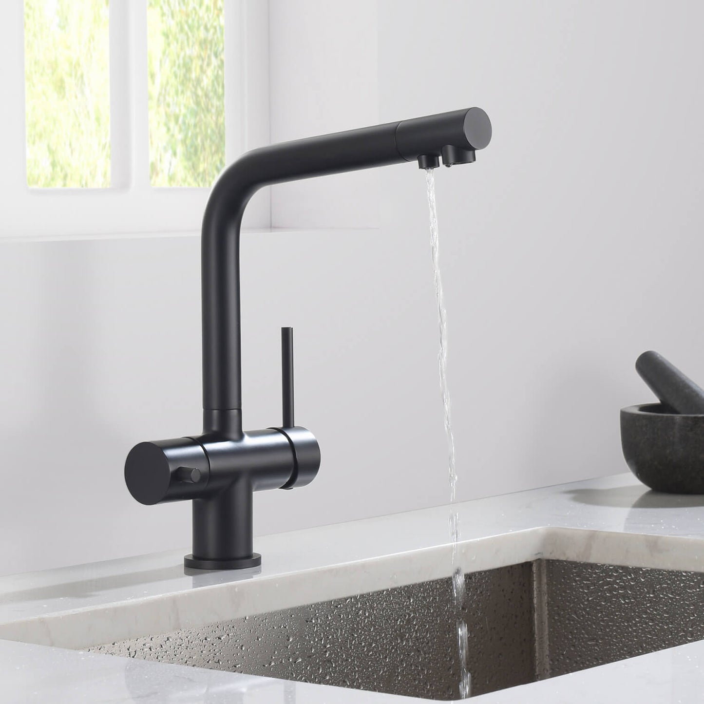 Aquavit Arena Series 3-in-1 Water Filter Kitchen Faucet FF10021