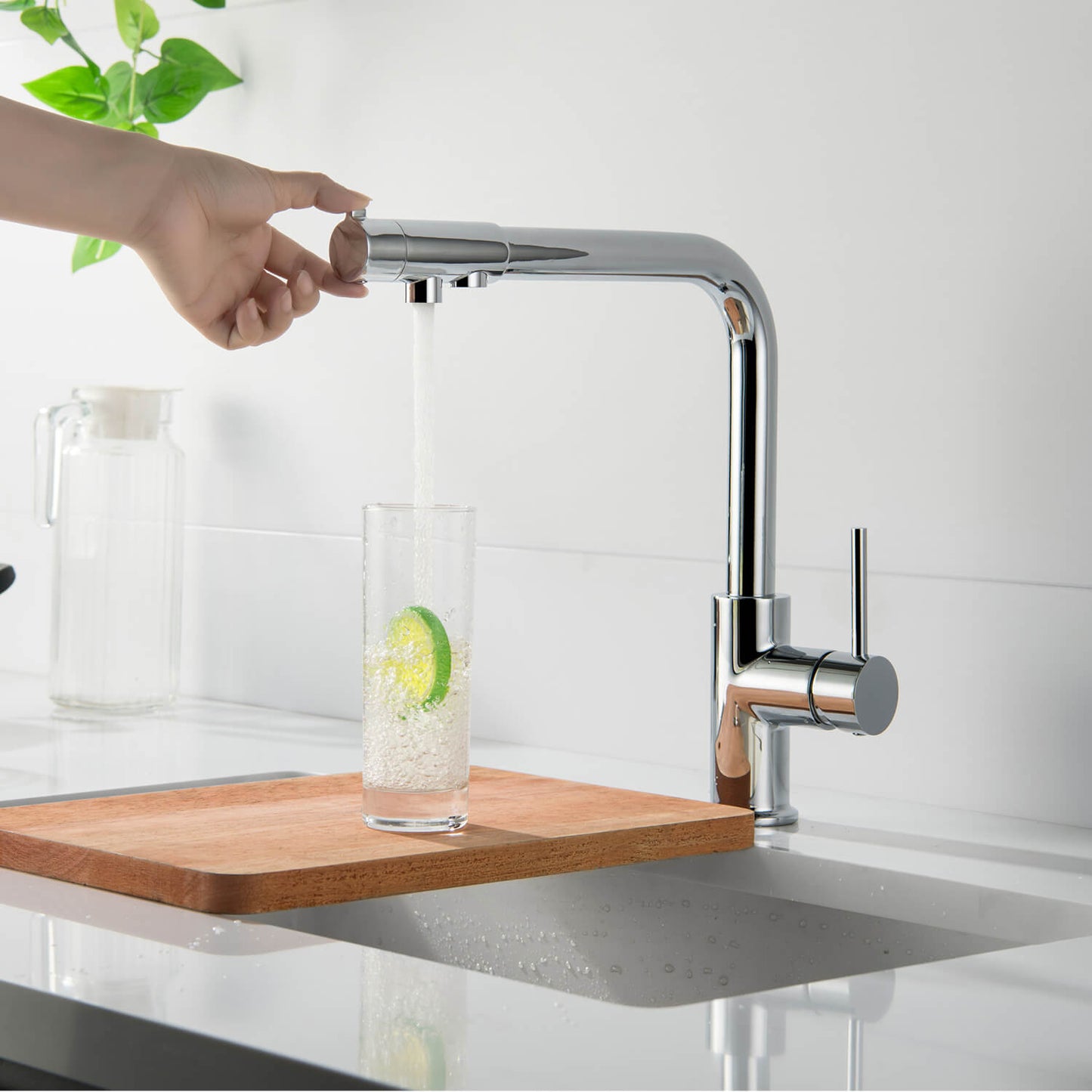 Stylish Brass Water filter Kitchen Mixer with 360° Swivel Spout FF1112