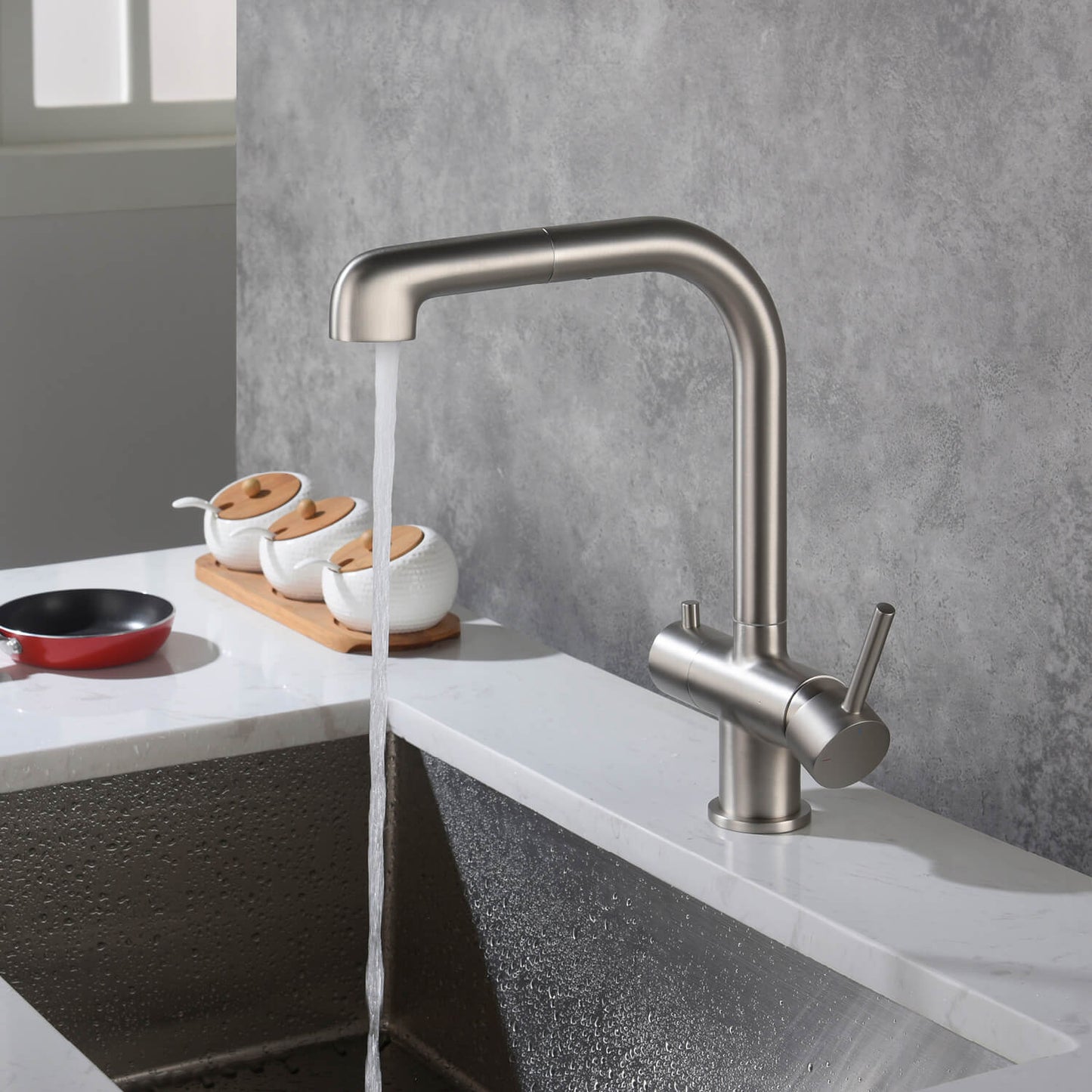 Solid Lead-Free Brass Pull-Out Kitchen Faucet with water filter FF2011