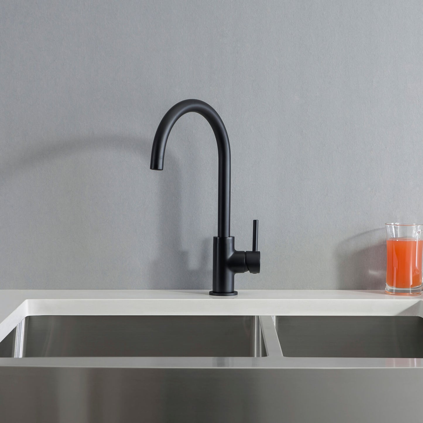 Modern Single Handle Kitchen Faucet with 360° Swivel Spout for Easy Use KF10001