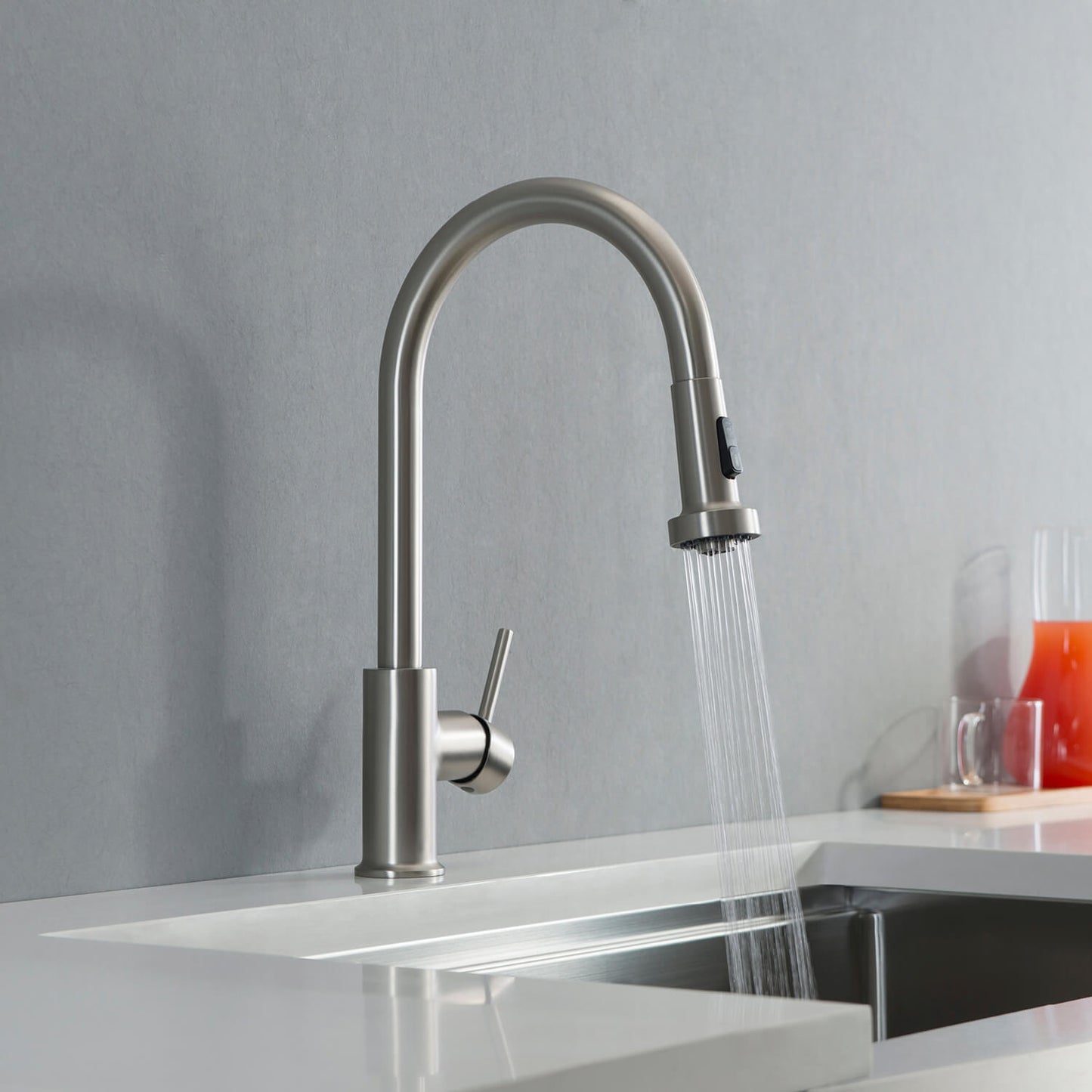 Durable Pull-Down Faucet for Kitchens KF10102