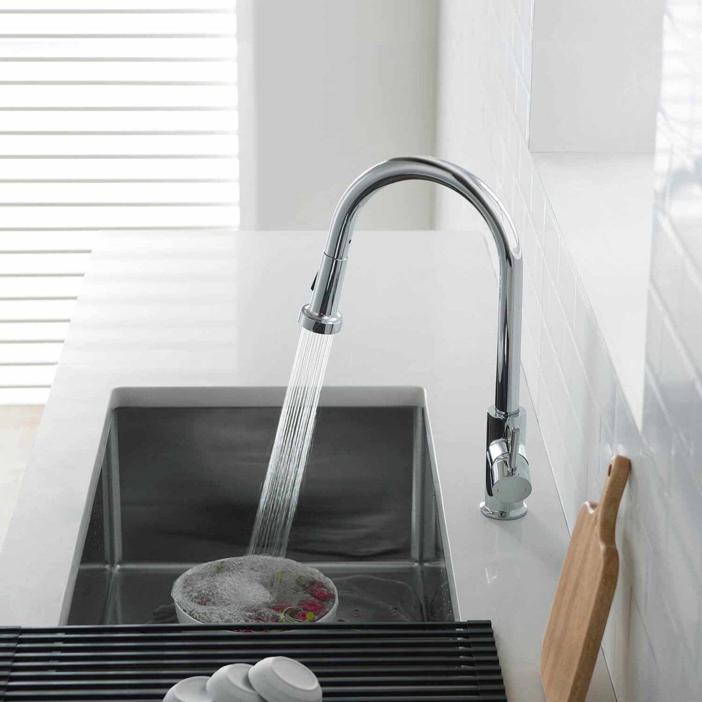 Durable Pull-Down Faucet for Kitchens KF10102
