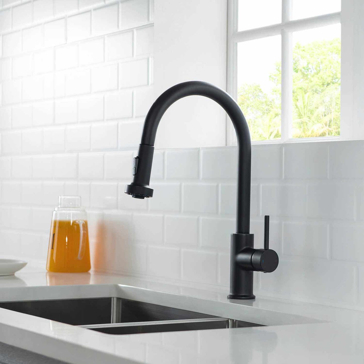 Durable Pull-Down Faucet for Kitchens KF10102