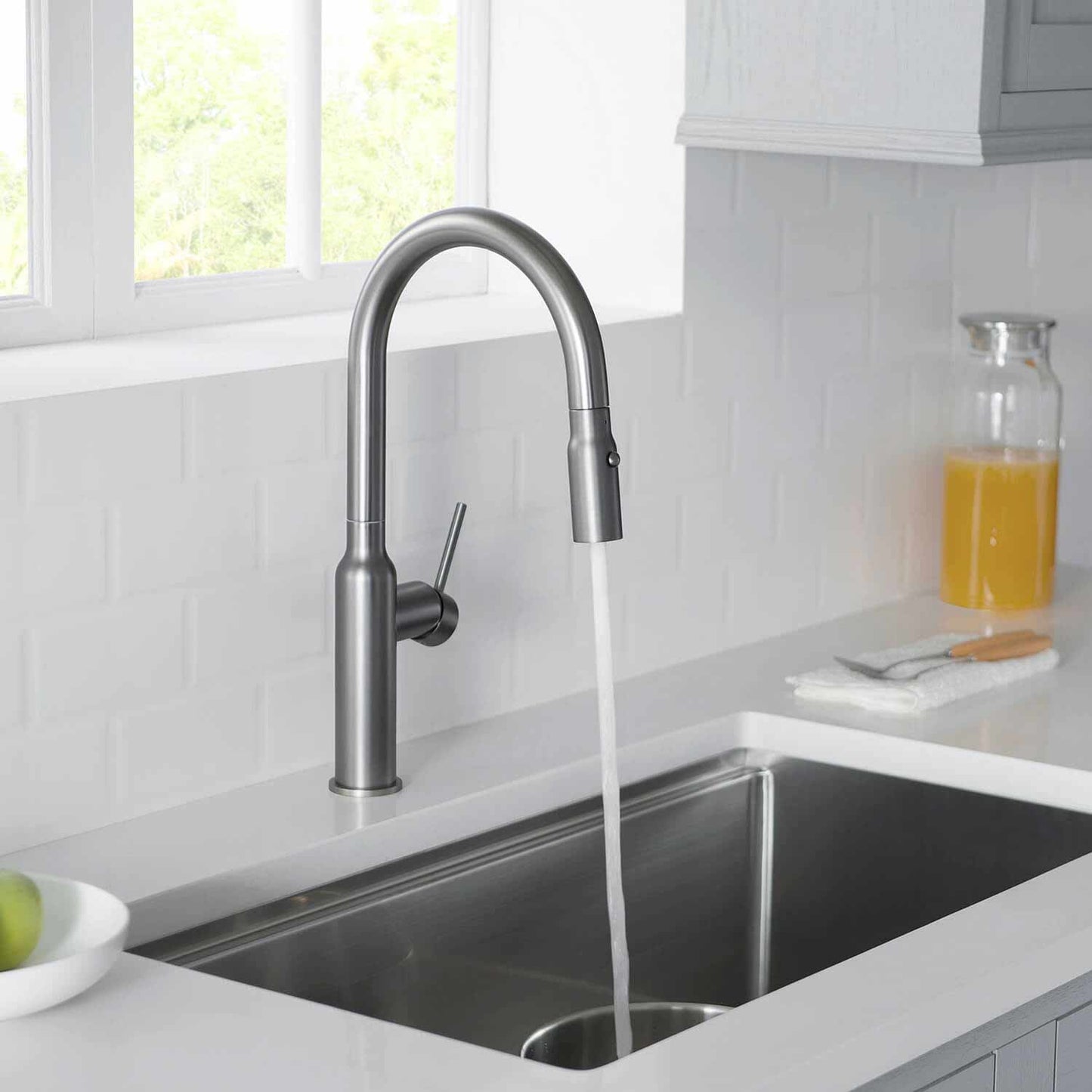 Single Handle Pull Down Kitchen Faucet with Sculptural Brass Body KF12101