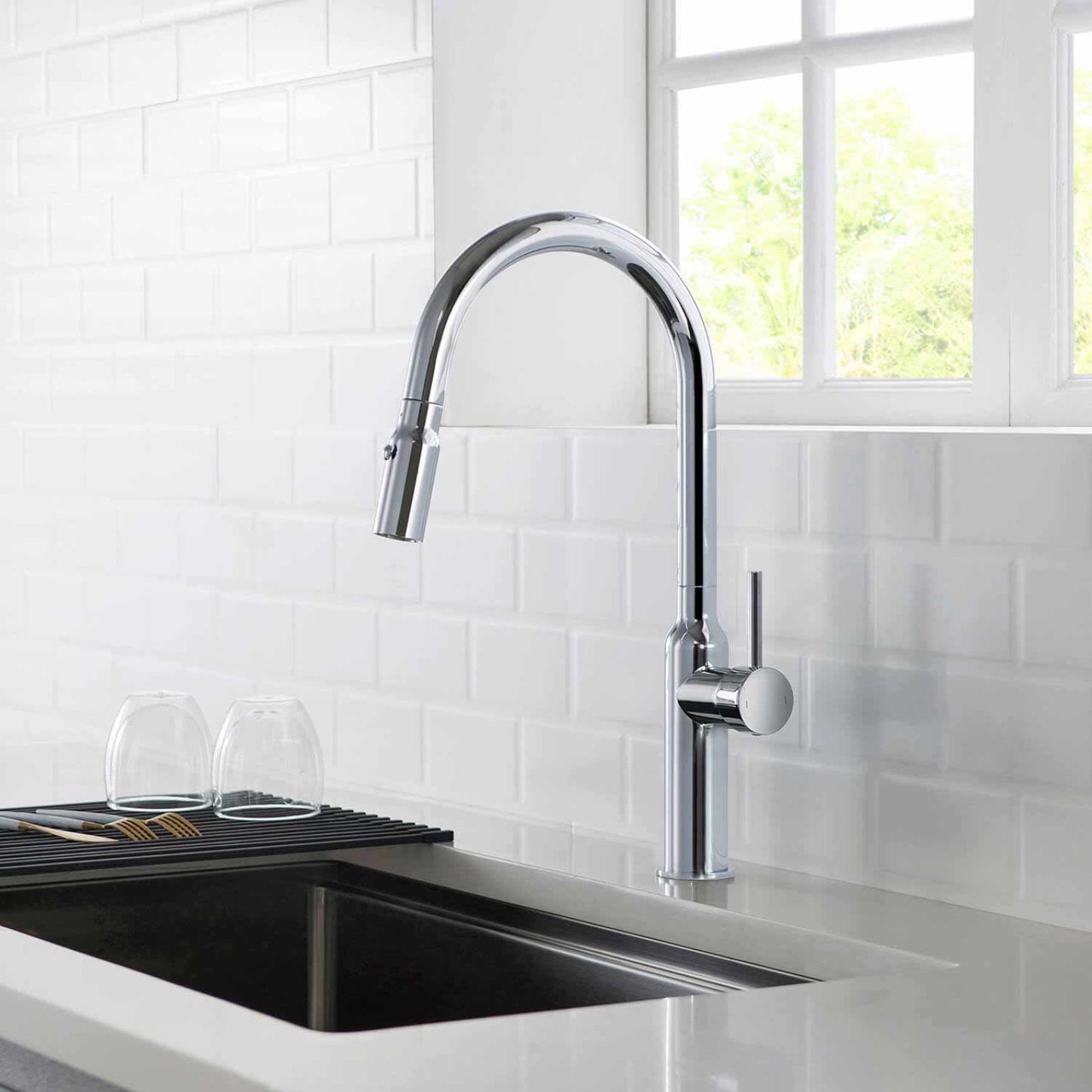 Single Handle Pull Down Kitchen Faucet with Sculptural Brass Body KF12101