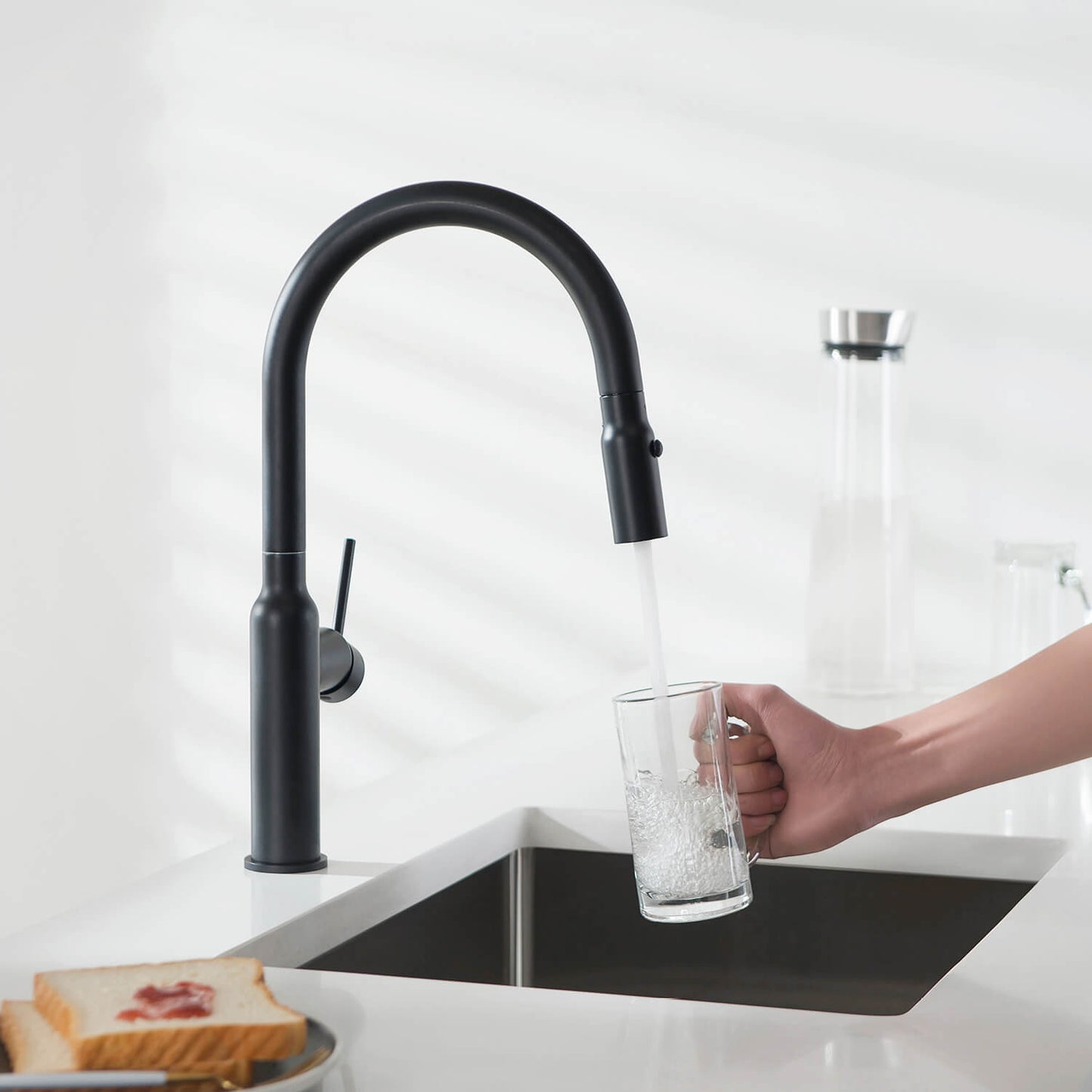 Single Handle Pull Down Kitchen Faucet with Sculptural Brass Body KF12101