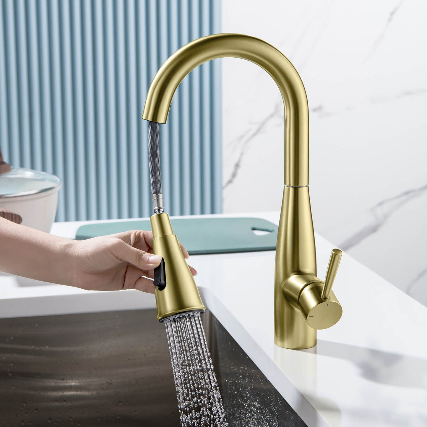 Aquavit Sleek Brass Kitchen Faucet with 360° Swivel Spout and Dual-Function Spray KF14102