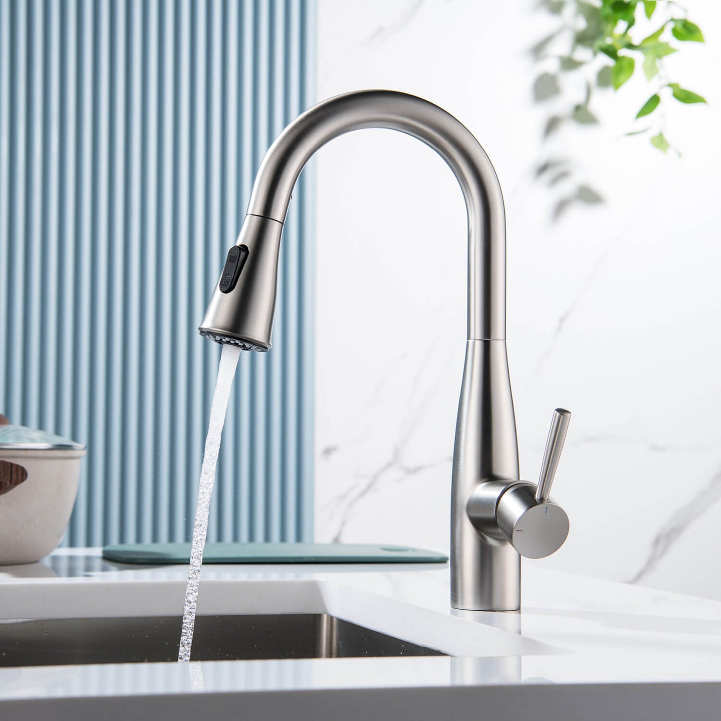 Aquavit Sleek Brass Kitchen Faucet with 360° Swivel Spout and Dual-Function Spray KF14102