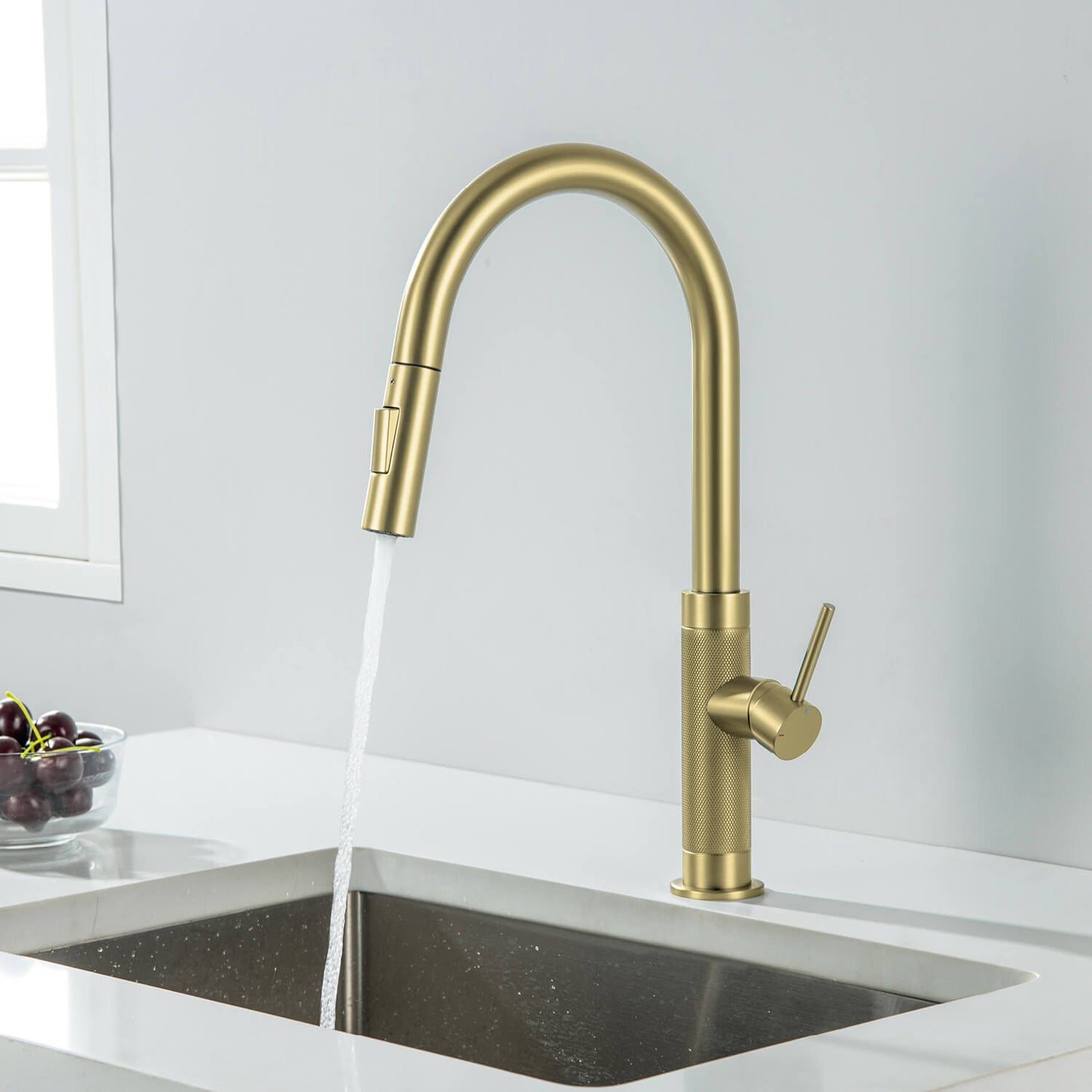 Aquavit KF15103 Single Handle Pull-Down Kitchen Faucet with Magnetic Dual-Function Spray Head