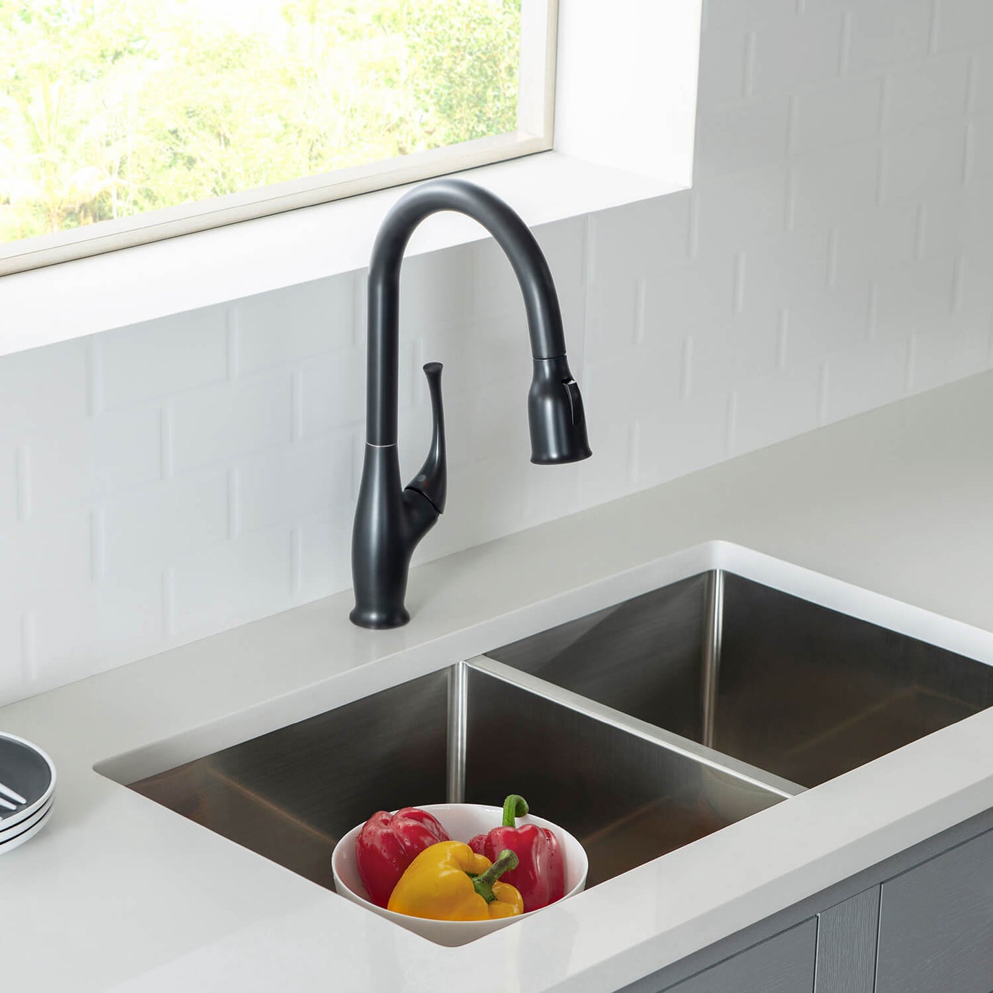 Aquavit Lumina Single handle pull down  Kitchen Faucet KF18101