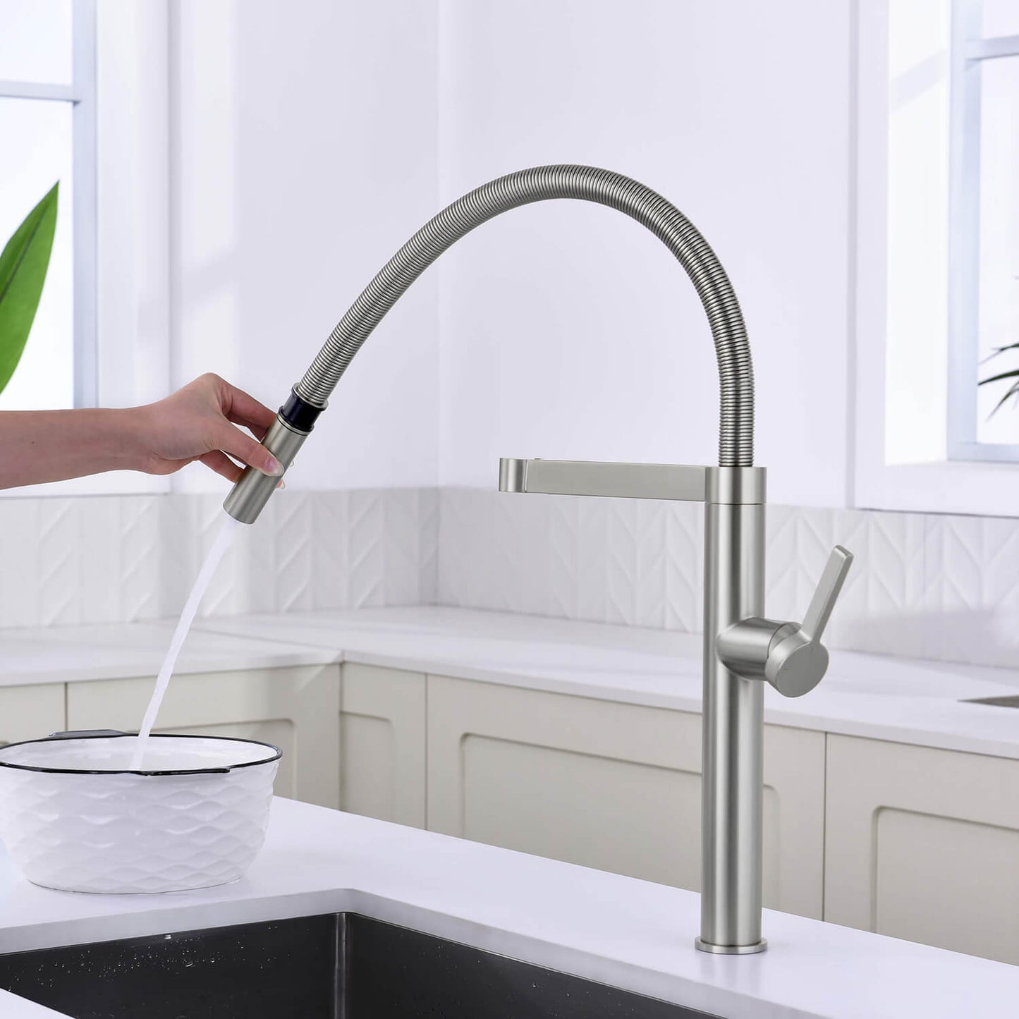 Aquavit Verte Single handle kitchen faucet with Pull out spring KF23201