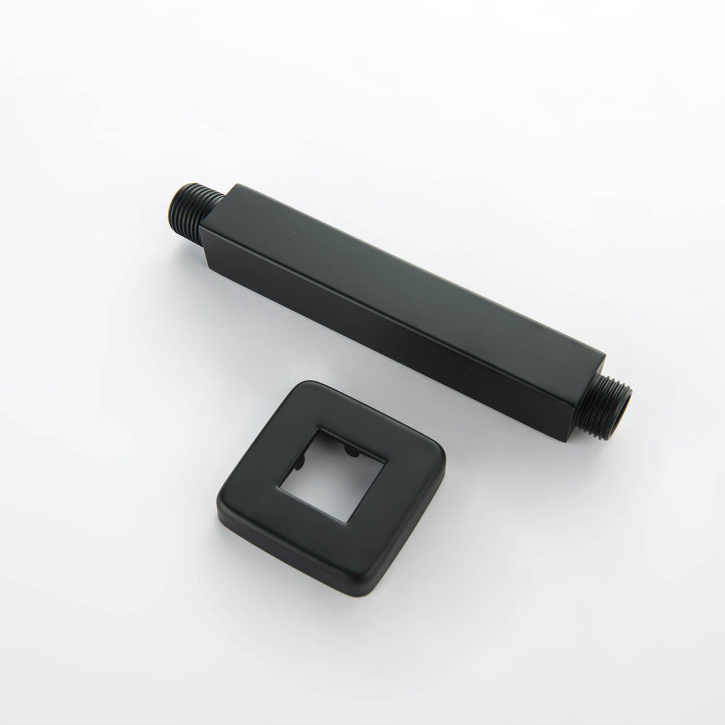 SAS1502 square ceiling flange and straight shower arm in Matte Black